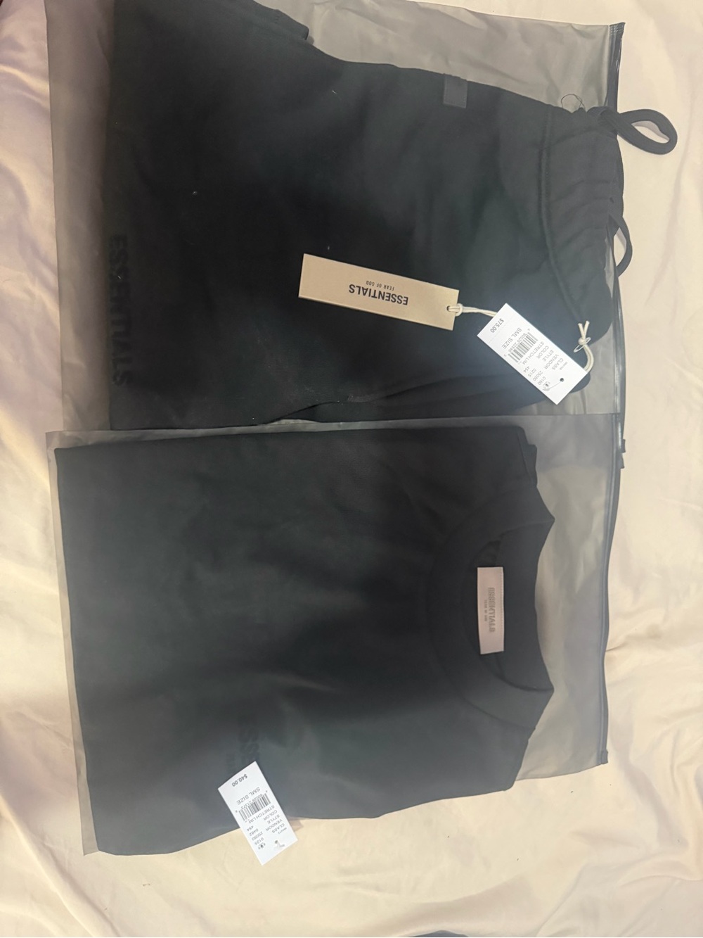Essentails blacklimo  set size small